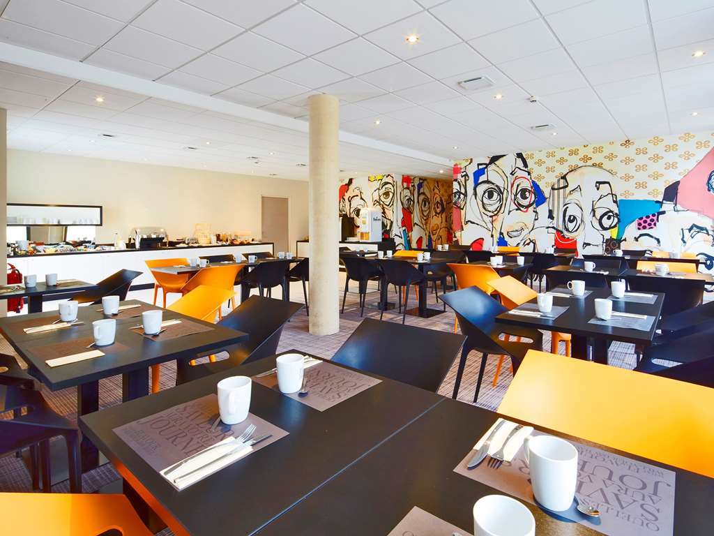 Kyriad Troyes Centre Restoran foto